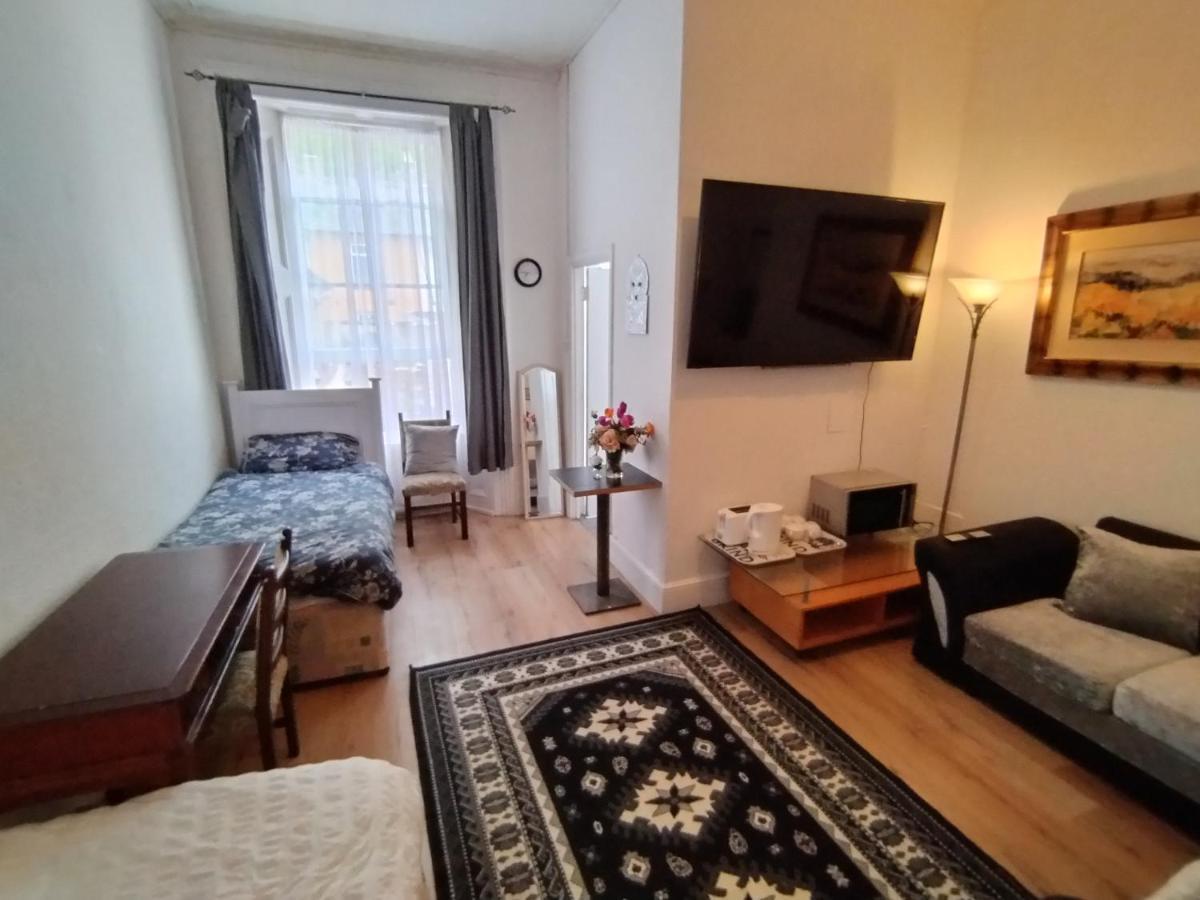 Studio With Parking Next To Port And Cliffs Apartment Dover Luaran gambar